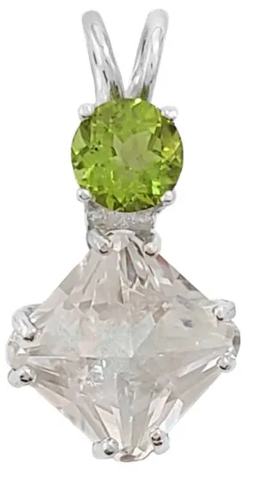 Clear Quartz Mini Magician Stone? with Round Cut Peridot