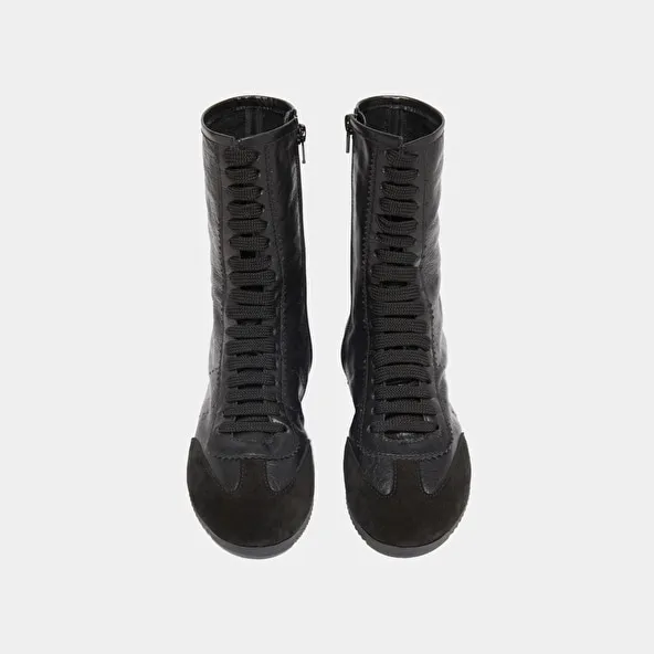 High lace-up sneakers in black suede and black leather