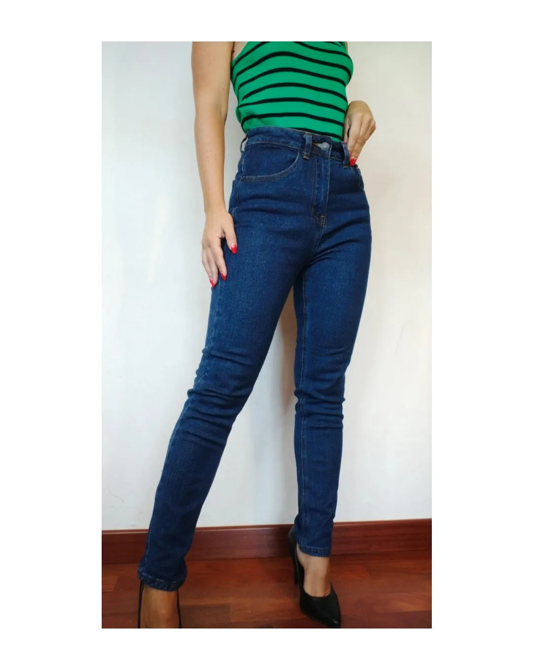 Jeans no stretch skinny lavaggio scuro!