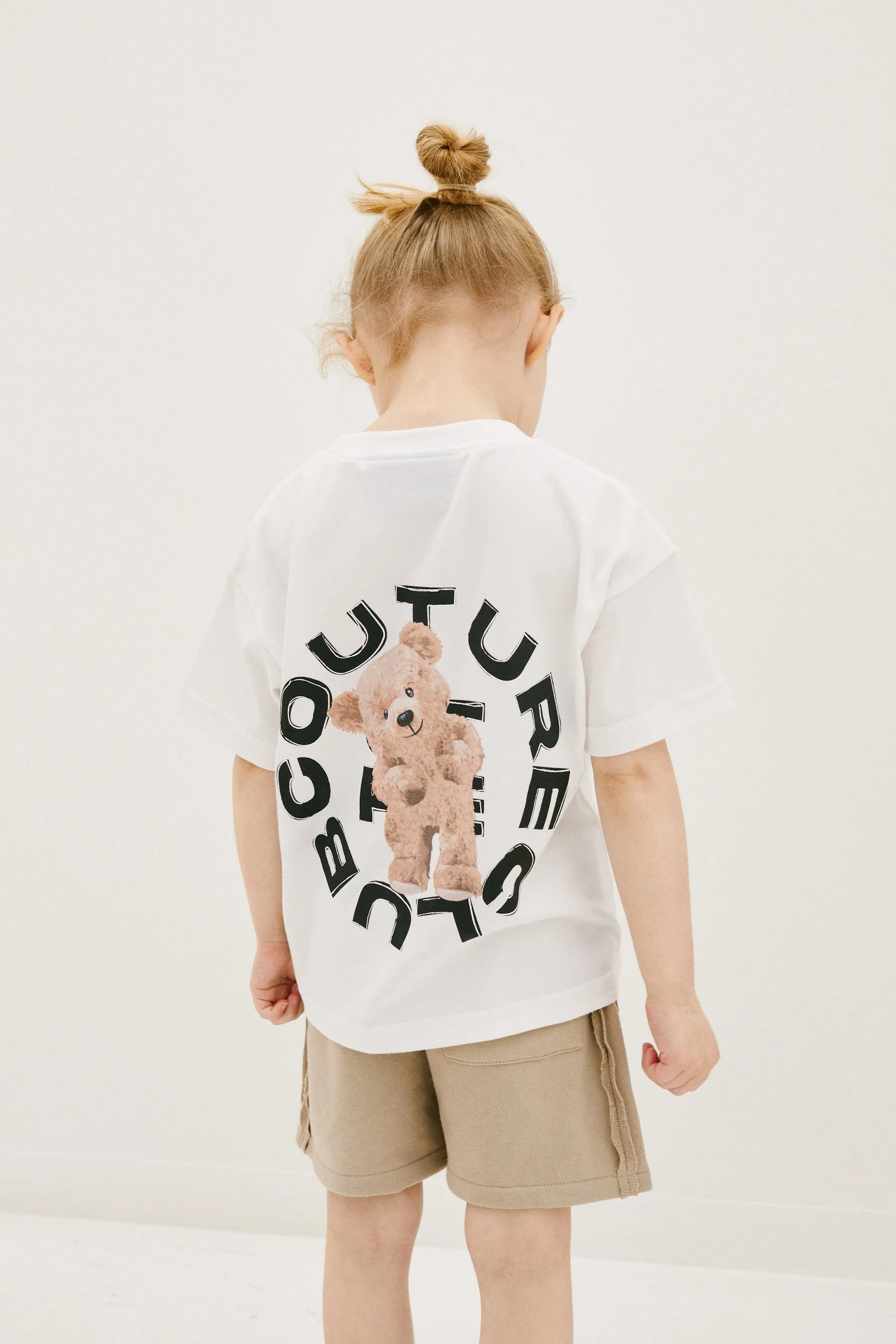 KIDS CIRCLE GRAPHIC TEDDY T-SHIRT - WHITE