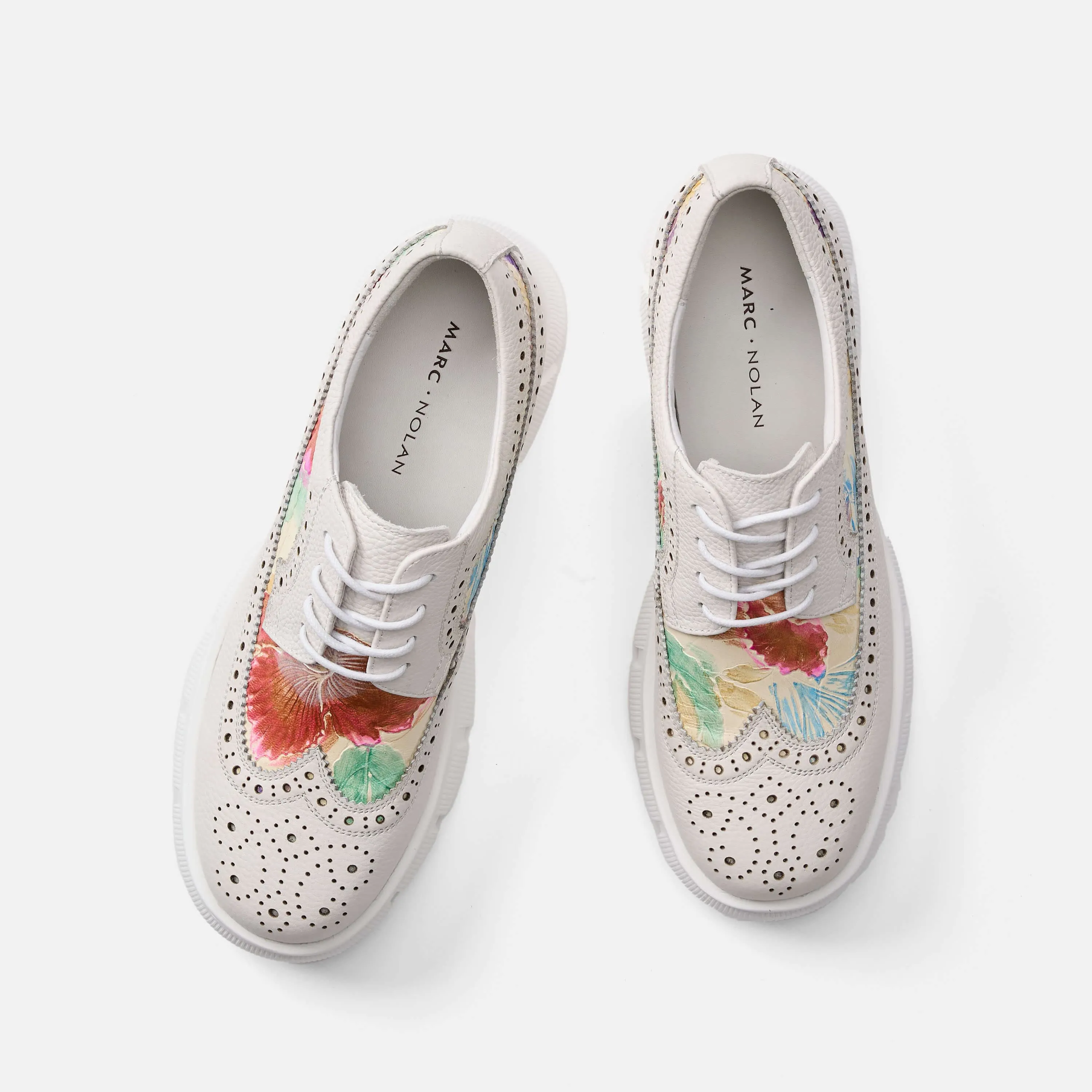 Ms. Alexander Cream/Floral Leather Lug Wingtip Derby