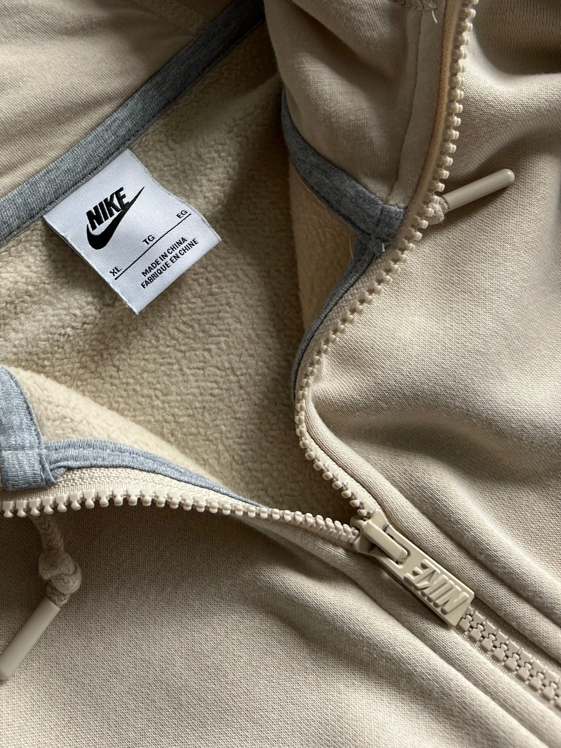 Nike Swoosh Full Tracksuit (XL)