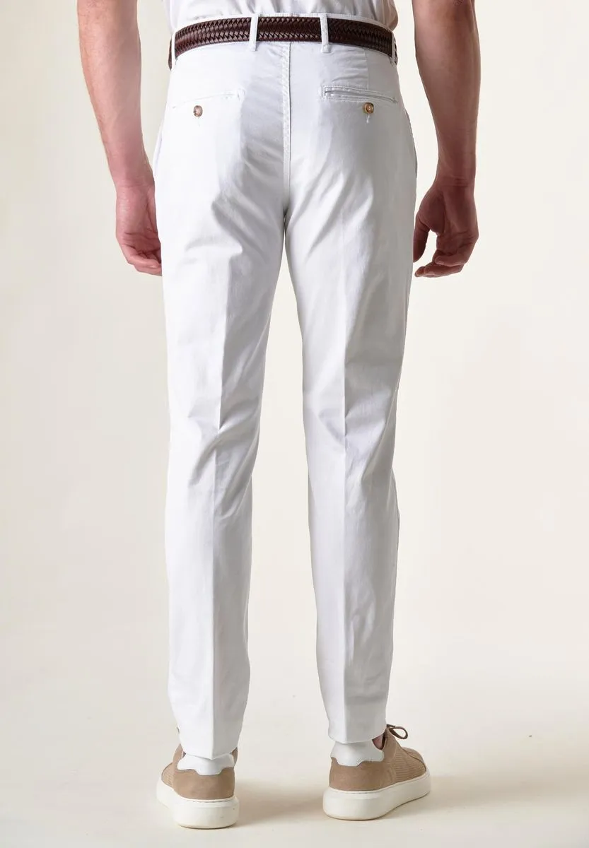 Pantalone bianco tricotina tinto capo slim