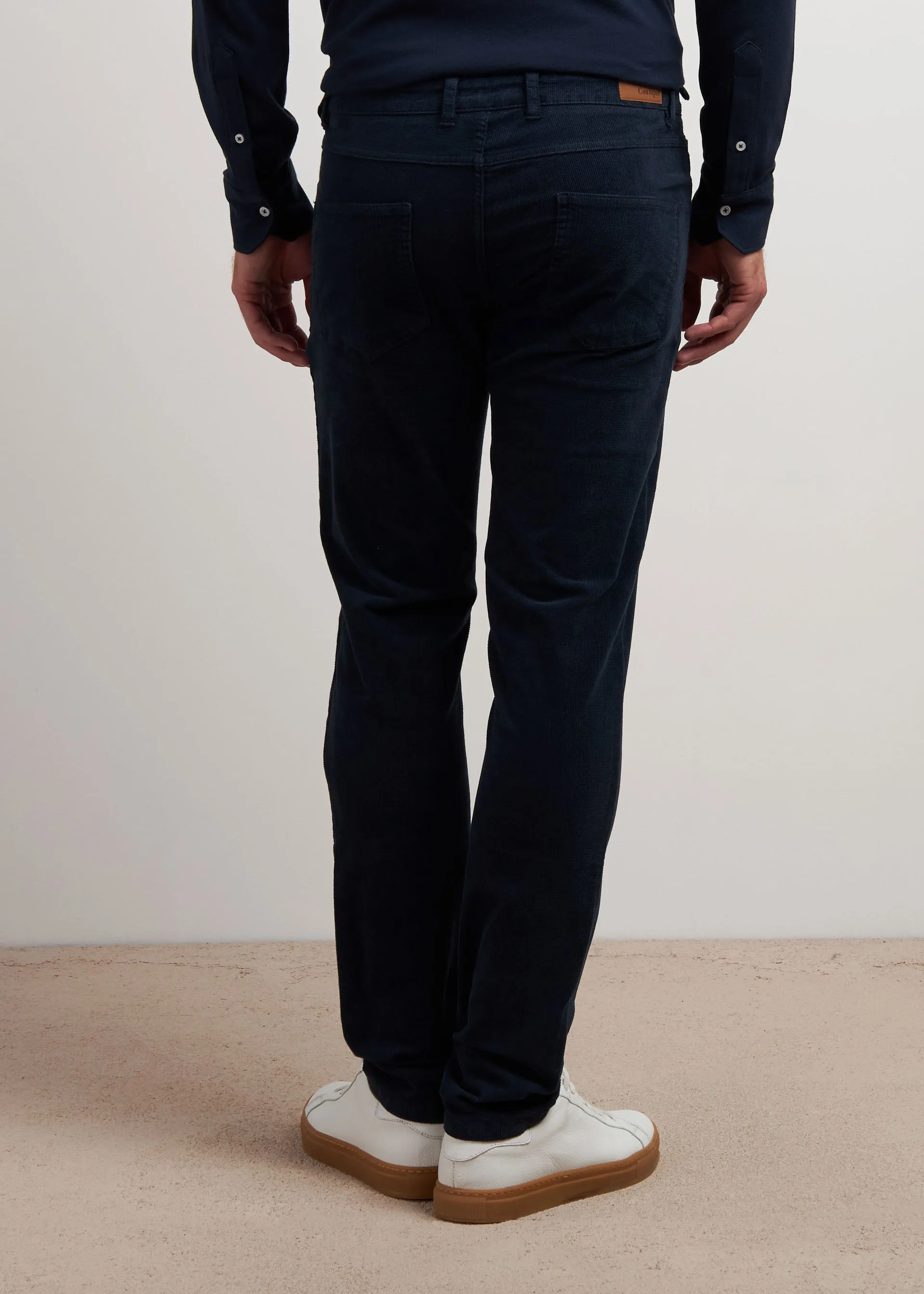 Pantaloni slim in velluto