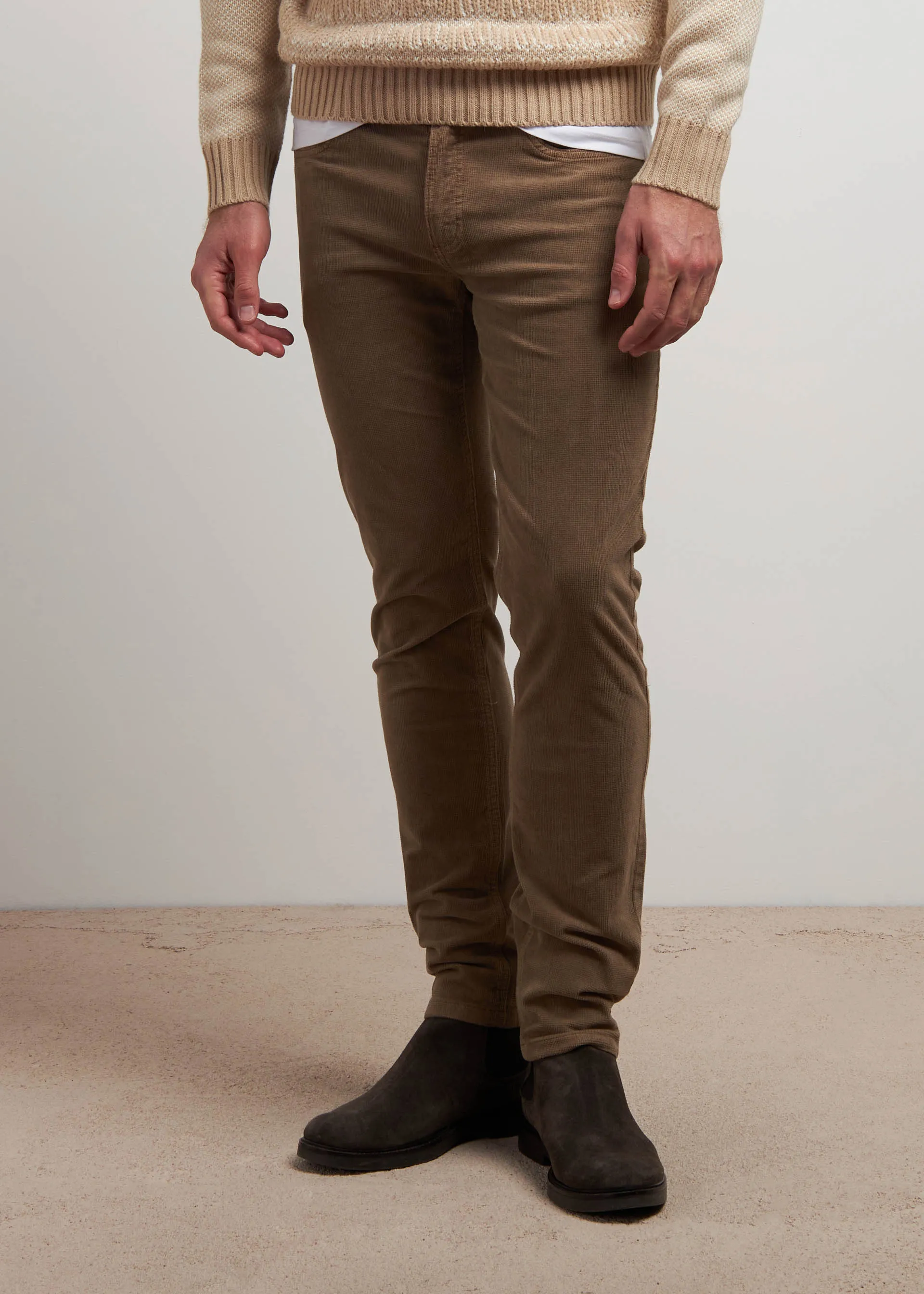 Pantaloni slim in velluto