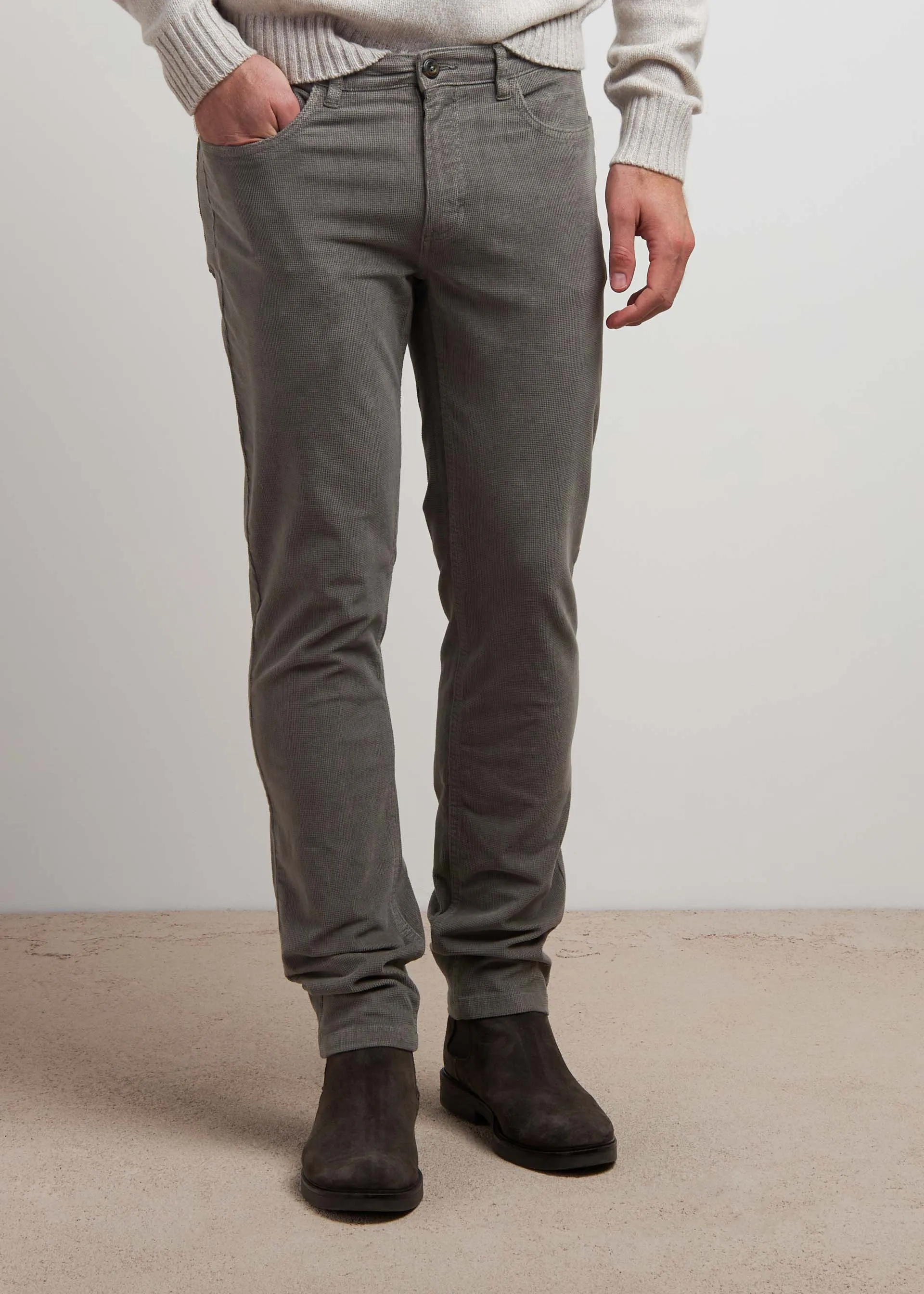 Pantaloni slim in velluto