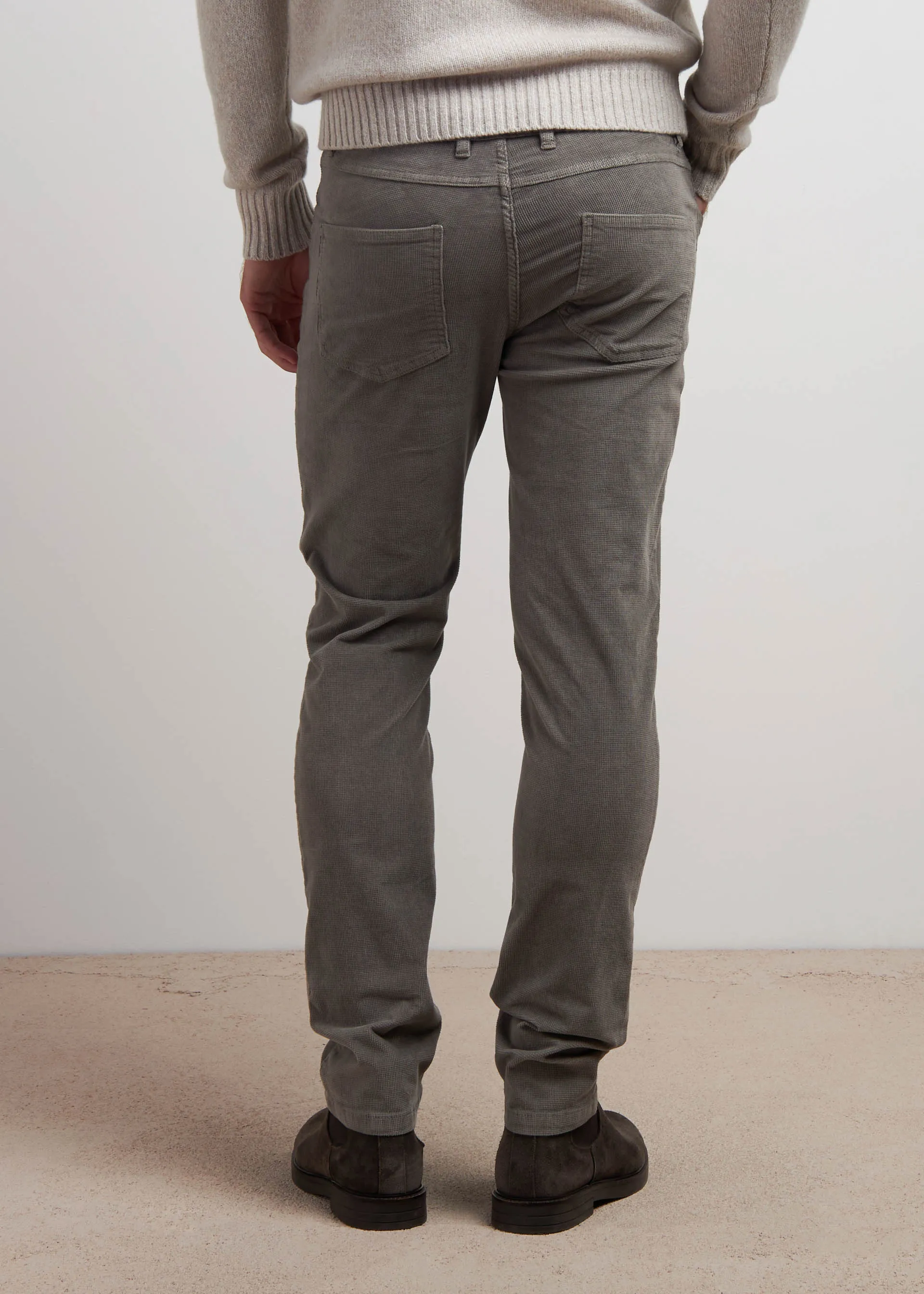 Pantaloni slim in velluto