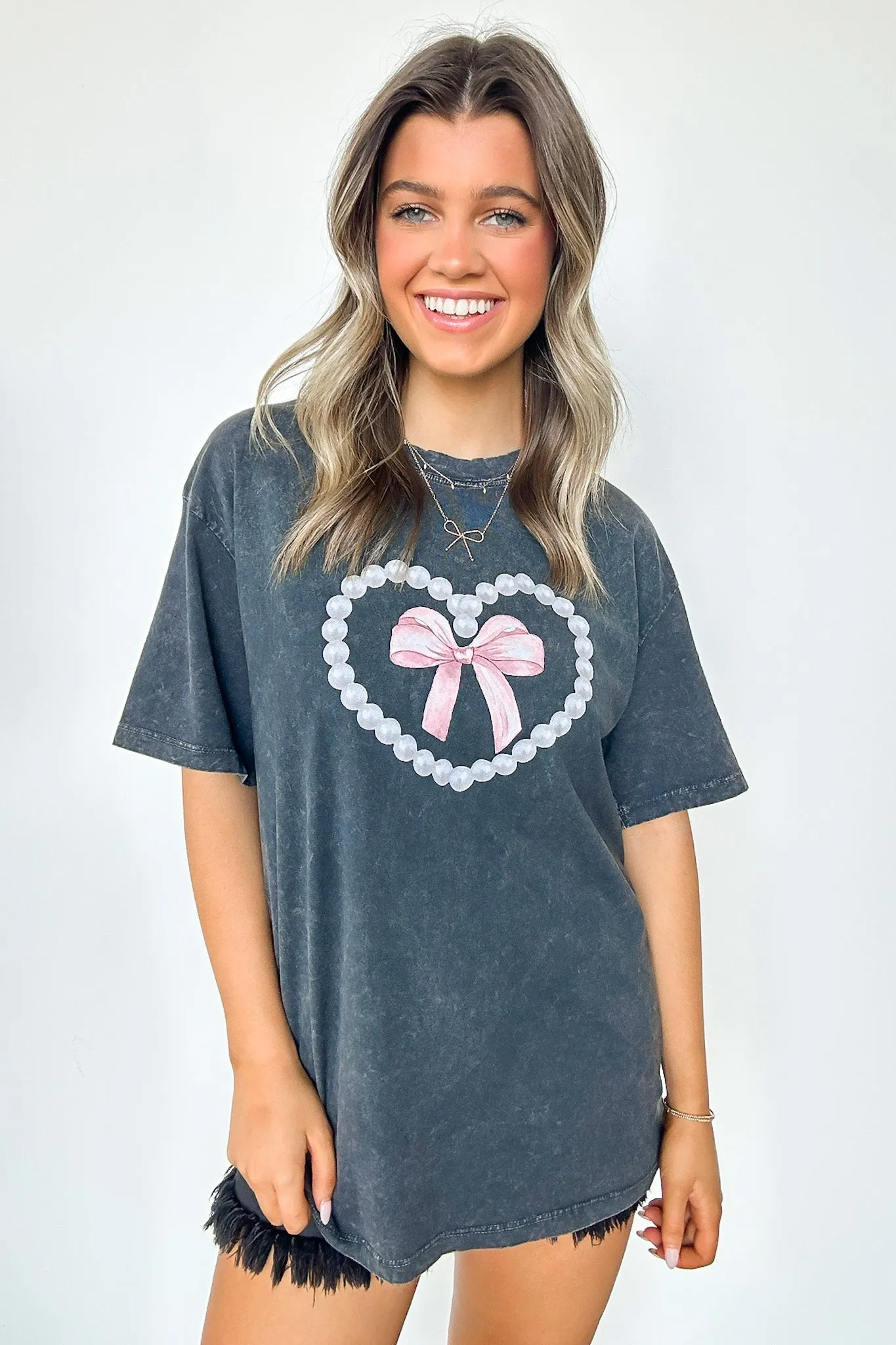 Pearls and Bows Vintage Graphic Tee