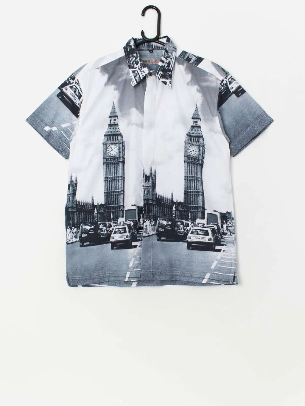 Vintage Big Ben graphic shirt in grey and white – Small / Medium