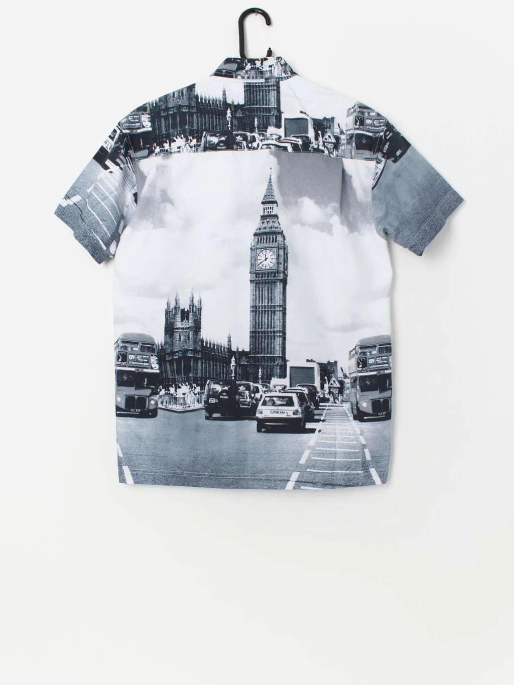 Vintage Big Ben graphic shirt in grey and white – Small / Medium