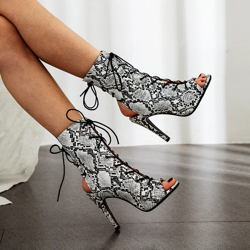 Women's Serpentine Leopard Cross-tied Back Strap High Heel Pumps